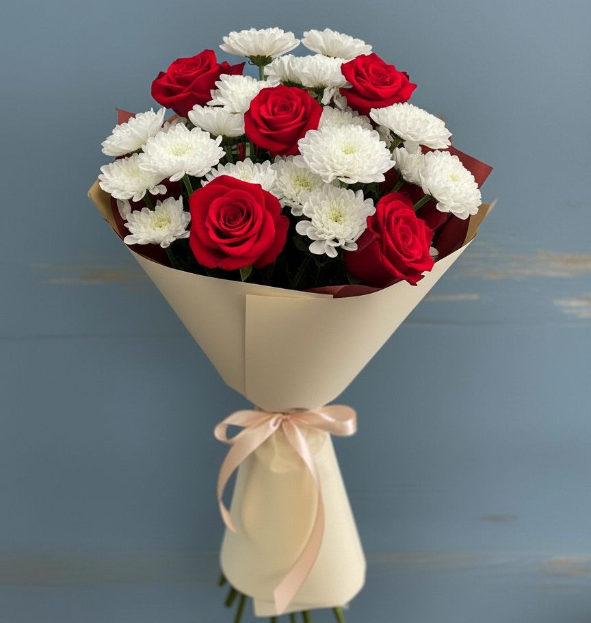 Букет цветов из: Розы и Хризантемы в Междуреченском