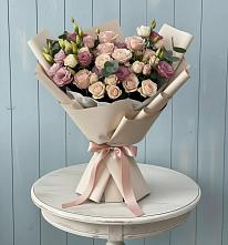 Букет цветов из:  Розы и Лизиантусы в Междуреченском