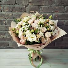 Букет цветов из:  Альстромерии, Розы и Хризантемы в Междуреченском