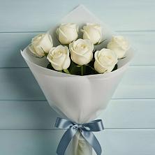 Букет 7 Белых роз Эдлесс Лав в Междуреченском