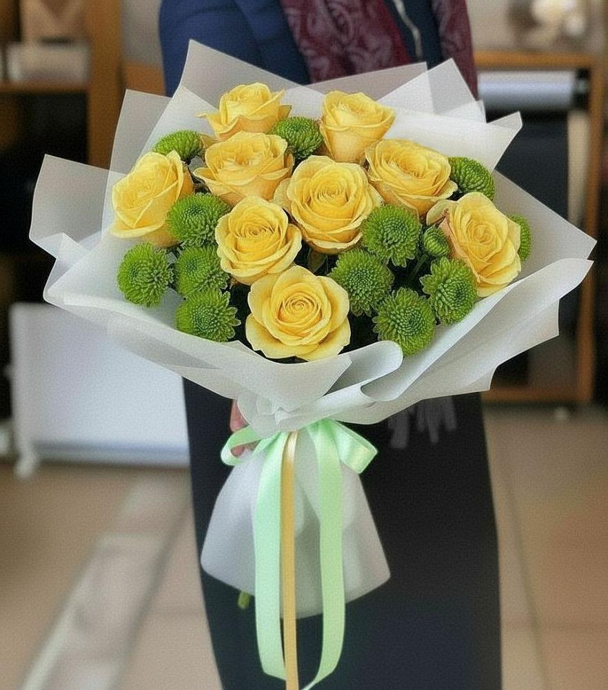 Букет цветов из: Хризантемы и Розы в Междуреченском