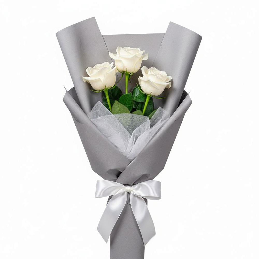 Букет 3 белые розы в Междуреченском
