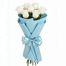 Букет 7 белых роз Проуд в Междуреченском