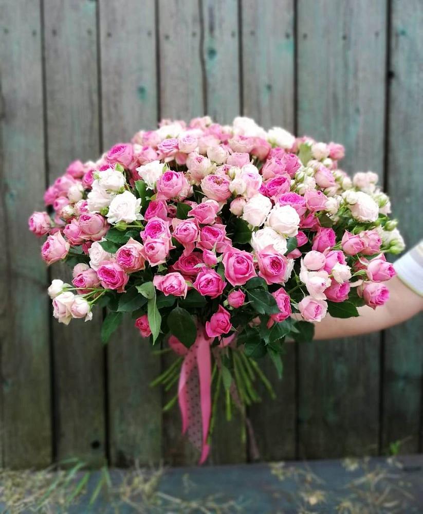 Букет Розовые кустовые розы Натали и Лав Лидия в Междуреченском