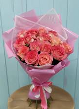 Букет 15 Розовых роз Равель в Междуреченском