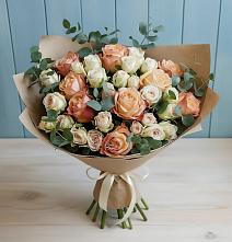 Букет цветов из:  Альстромерии и Розы в Междуреченском