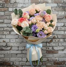 Букет цветов из:  Розы, Лизиантусы и Гвоздики в Междуреченском